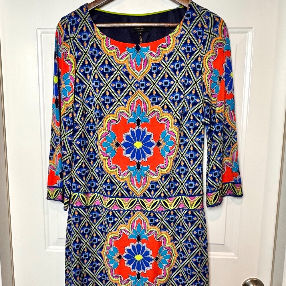 Laundry by Shelli Segal Geometric Print Sheath Dress EUC Stretch Size Small